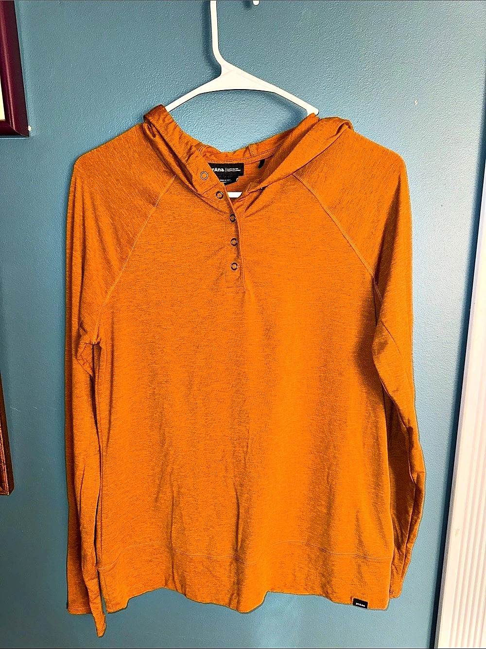 prAna Sol Protect Hoodie Long Sleeve Top in Orange Small